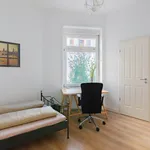 Miete 3 Schlafzimmer wohnung von 80 m² in Frankfurt am Main