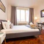 Rent 1 bedroom apartment of 50 m² in Prague