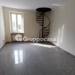 Rent 3 bedroom apartment of 85 m² in Magenta