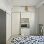 Rent 1 bedroom apartment of 46 m² in Paris