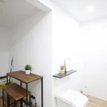 Rent 3 bedroom apartment of 10 m² in Barcelona