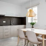 Rent 4 bedroom apartment of 63 m² in Barcelona