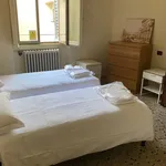 Rent 4 bedroom apartment of 120 m² in florence