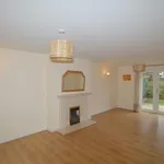 Rent 4 bedroom flat in South West England