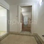 Rent 2 bedroom apartment of 90 m² in Taranto