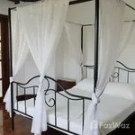 Rent 5 bedroom house of 600 m² in Bangkok