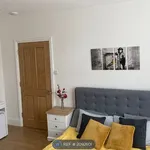 Rent a room in East Of England