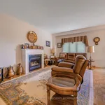 Rent 4 bedroom apartment in Vaughan