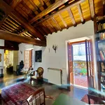 Rent 3 bedroom apartment in Roma