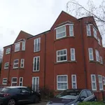 Rent 2 bedroom flat in Surrey