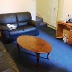 Rent 4 bedroom flat in West Midlands