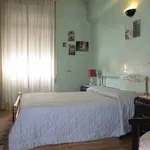 Rent 5 bedroom apartment of 180 m² in Vicenza