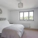 Rent 3 bedroom flat in South East England