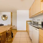 Rent 2 bedroom apartment of 60 m² in london