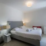 Appartement de 420 m² avec 1 chambre(s) en location à Cannes