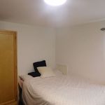 Rent 6 bedroom house in East Midlands