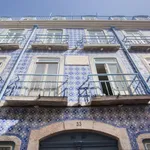 Rent 2 bedroom apartment of 130 m² in lisbon