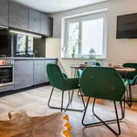 Miete 3 Schlafzimmer wohnung von 55 m² in Augsburg