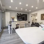 Rent 1 bedroom apartment of 100 m² in Paris