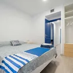 Rent 3 bedroom apartment in barcelona