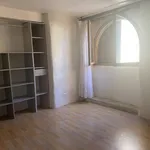 Maison de 140 m² avec 1 chambre(s) en location à Sainte-Croix