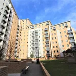 Rent 2 bedroom flat in Leeds