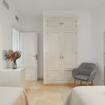 Alquilo 5 dormitorio apartamento de 100 m² en Mijas