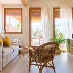 Rent 1 bedroom apartment of 484 m² in Barcelona