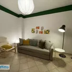 Rent 3 bedroom apartment of 90 m² in Milan