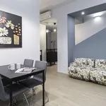 Rent 1 bedroom apartment of 883 m² in Milan