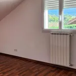 Maison de 200 m² avec 6 chambre(s) en location à Saint-Julien-en-Genevois