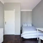 Rent a room in lisbon