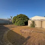 Rent 4 bedroom house in Tumby Bay