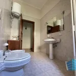 Rent 3 bedroom house of 260 m² in Lequile