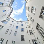 Rent a room of 92 m² in berlin