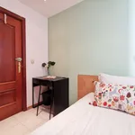 Rent a room in Madrid