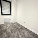 Rent 2 bedroom flat in South East England