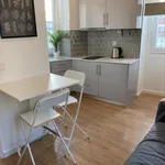 Rent 1 bedroom apartment in Lisbon