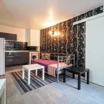 Appartement de 409 m² avec 1 chambre(s) en location à Paris