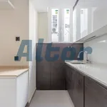 Rent 3 bedroom apartment of 200 m² in Madrid