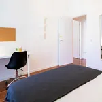 Rent a room of 180 m² in Madrid