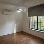 Rent 4 bedroom house in Rivervale