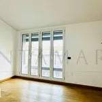 Rent 4 bedroom apartment of 206 m² in Milan