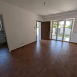 Rent 4 bedroom house of 85 m² in Roma