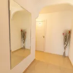 Rent 5 bedroom apartment in Valencia