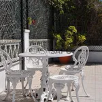 Rent 4 bedroom house of 200 m² in Lisbon