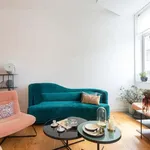 Rent 2 bedroom apartment of 95 m² in lisbon