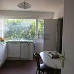 Rent 1 bedroom apartment of 90 m² in Versailles