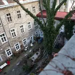 Rent 2 bedroom apartment of 32 m² in Vienna