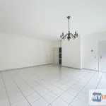 Rent 2 bedroom apartment of 98 m² in Ixelles